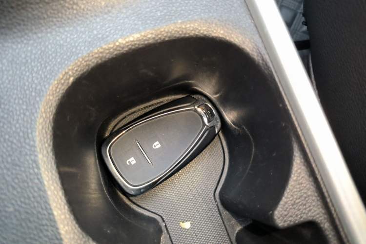 Used Chevrolet Trax 2019 Redline 335T CVT Top-Tier Model China VI Standard Interior 1