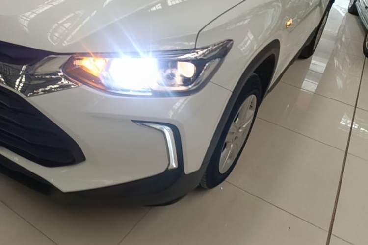 Used Chevrolet Trax 2019 325T Automatic Sport Edition China VI Standard Left Front Headlight