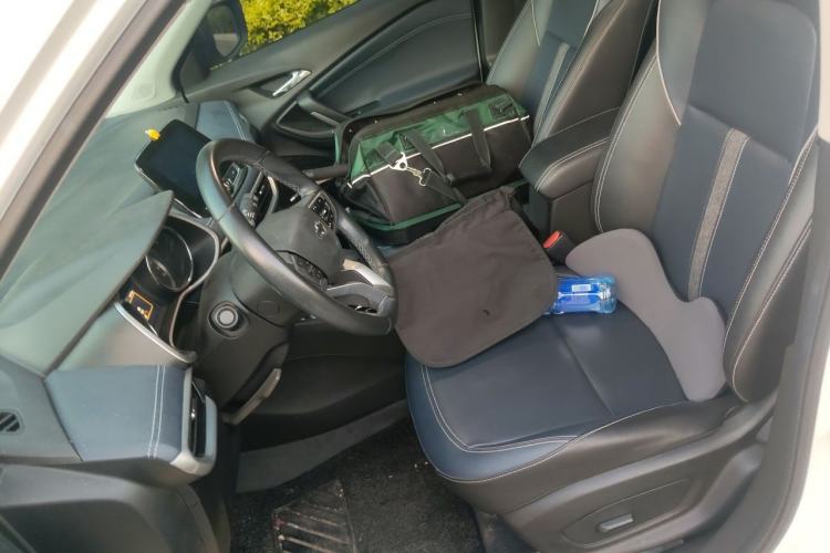 Used Chevrolet Trax 2019 Redline 335T CVT Luxury Edition China VI Standard Left Front Seat