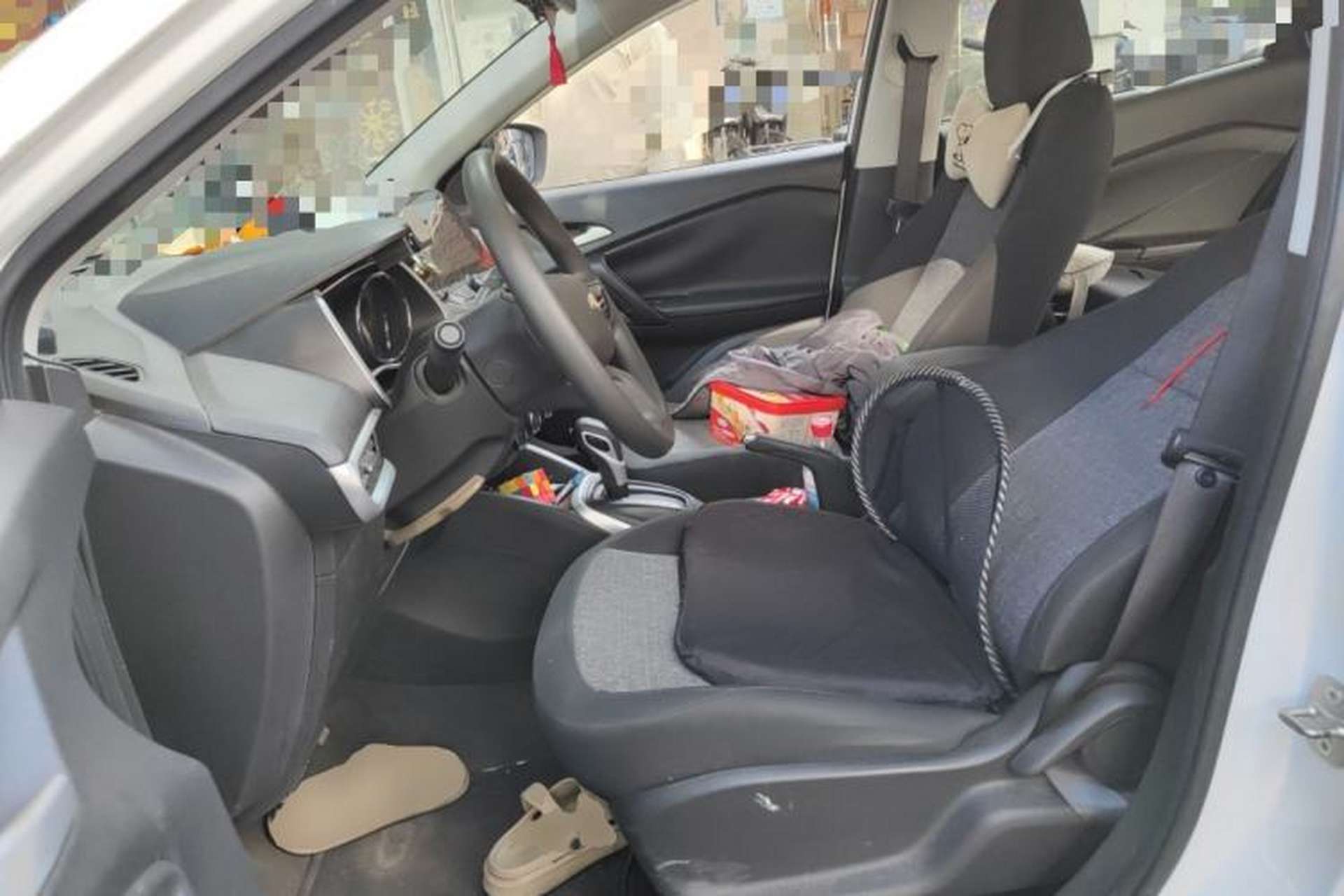 Used Chevrolet Trax 2019 325T Automatic Sport Edition China VI Standard Left Front Seat