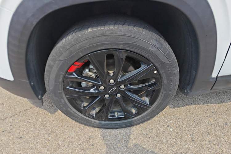 Used Chevrolet Trax 2019 Redline 335T CVT Top-Tier Model China VI Standard Left Front Wheel Hub