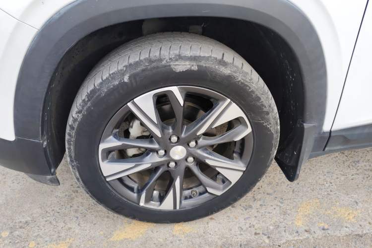 Used Chevrolet Trax 2019 325T Automatic Fun Edition China VI Standard Left Front Wheel Hub