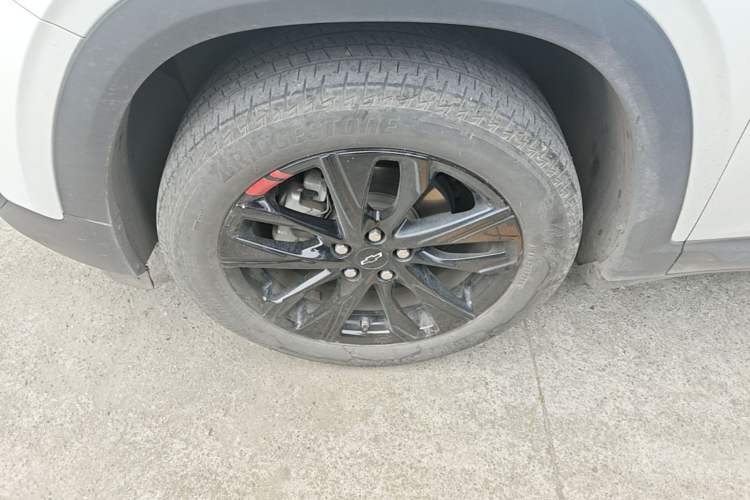 Used Chevrolet Trax 2019 Redline 325T Automatic Fun Edition China VI Standard Left Front Wheel Hub