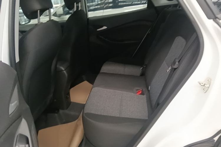 Used Chevrolet Trax 2019 325T Automatic Sport Edition China VI Standard Left Rear Seat