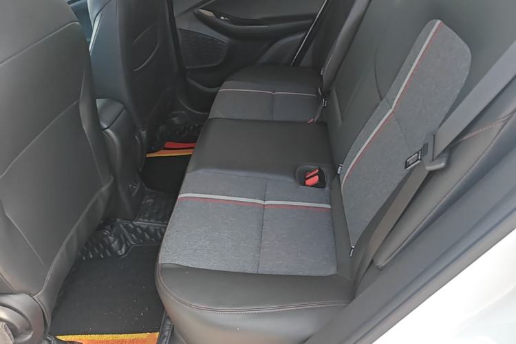 Used Chevrolet Trax 2019 Redline 325T Automatic Fun Edition China VI Standard Left Rear Seat