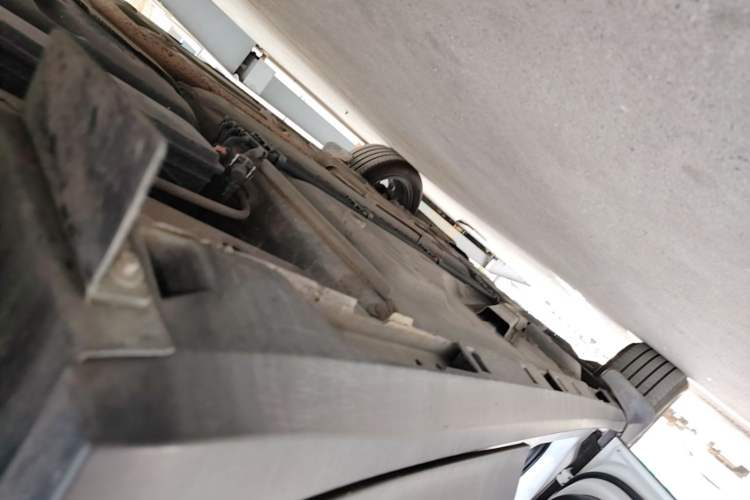 Used Chevrolet Trax 2019 Redline 335T CVT Top-Tier Model China VI Standard Left Side Sill