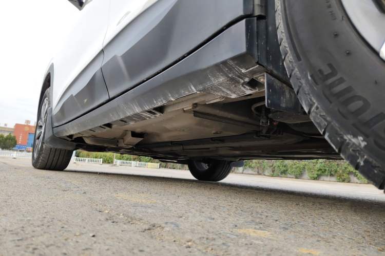 Used Chevrolet Trax 2019 325T Automatic Fun Edition China VI Standard Left Side Sill