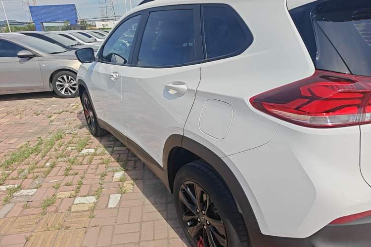 Used Chevrolet Trax 2019 Redline 325T Automatic Fun Edition China VI Standard Rear Left 45 Deg