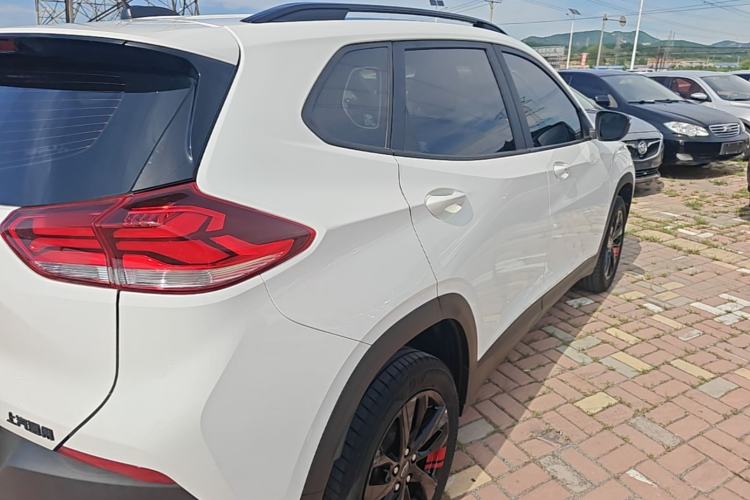 Used Chevrolet Trax 2019 Redline 325T Automatic Fun Edition China VI Standard Rear Right 45 Deg