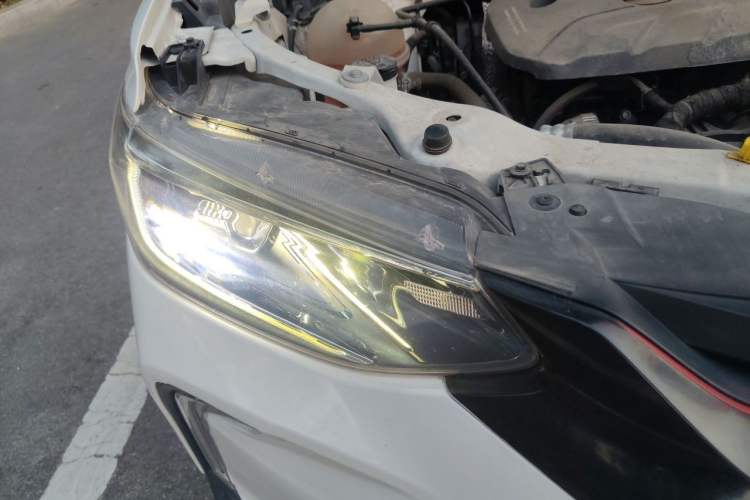 Used Chevrolet Trax 2019 Redline 335T CVT Luxury Edition China VI Standard Right Front Headlight