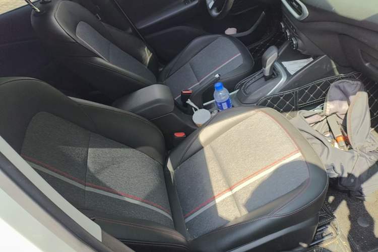 Used Chevrolet Trax 2019 Redline 325T Automatic Fun Edition China VI Standard Right Front Seat