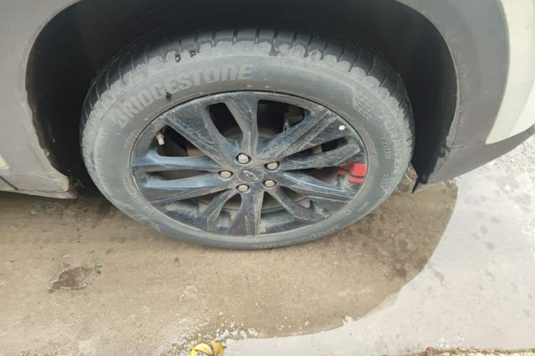 Used Chevrolet Trax 2019 Redline 325T Automatic Fun Edition China VI Standard Right Front Wheel Hub