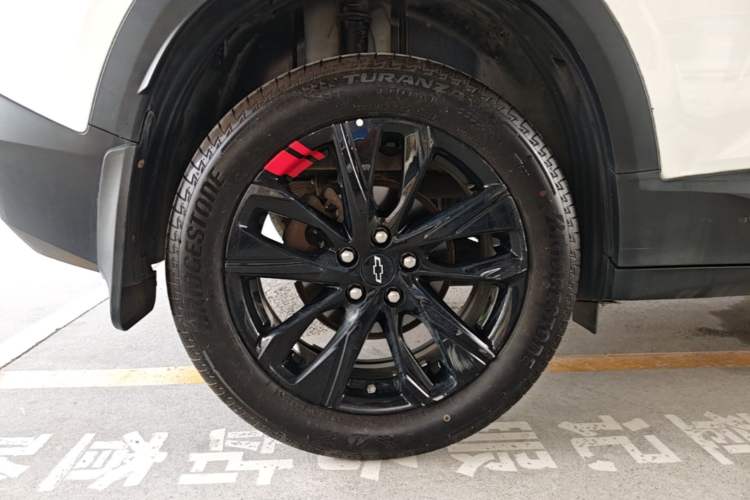 Used Chevrolet Trax 2019 Redline 335T CVT Top-Tier Model China VI Standard Right Rear Wheel Hub