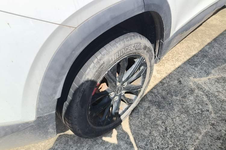 Used Chevrolet Trax 2019 Redline 325T Automatic Fun Edition China VI Standard Right Rear Wheel Hub