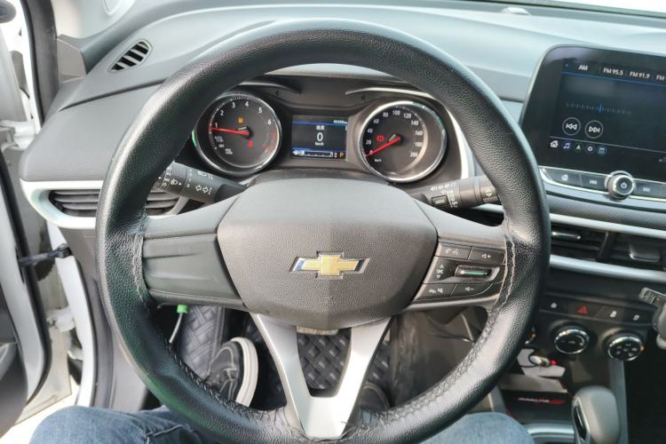 Used Chevrolet Trax 2019 325T Automatic Fun Edition China VI Standard Steering Wheel