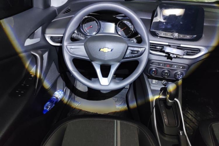 Used Chevrolet Trax 2019 325T Automatic Fun Edition China VI Standard Steering Wheel