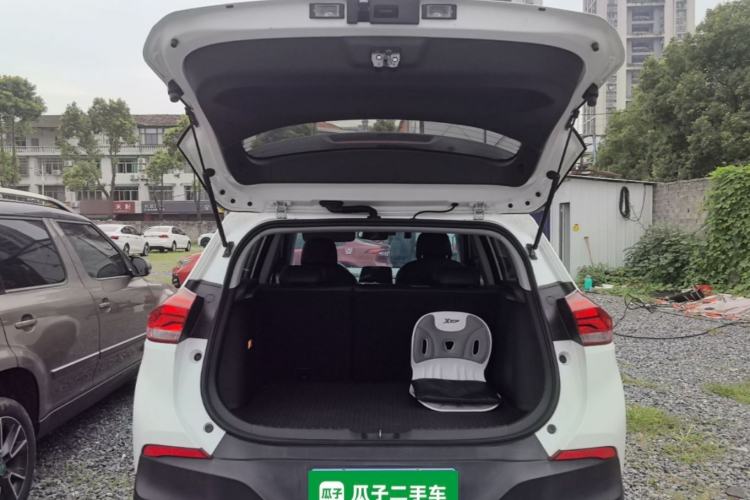 Used Chevrolet Trax 2019 Redline 335T CVT Luxury Edition China VI Standard Trunk