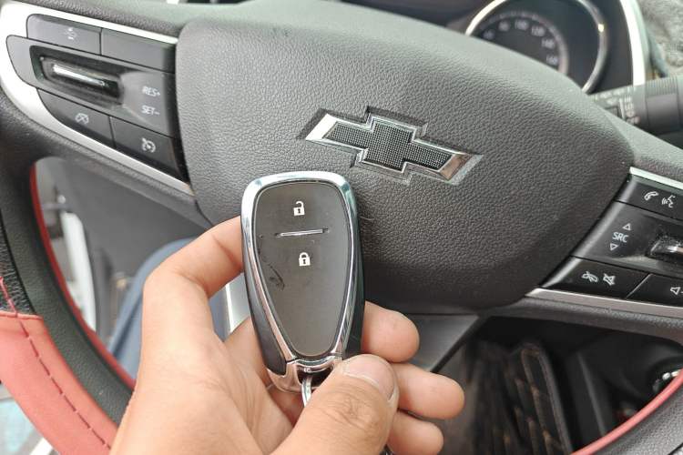 Used Chevrolet Trax 2019 Redline 335T CVT Top-Tier Model China VI Standard Vehicle Key