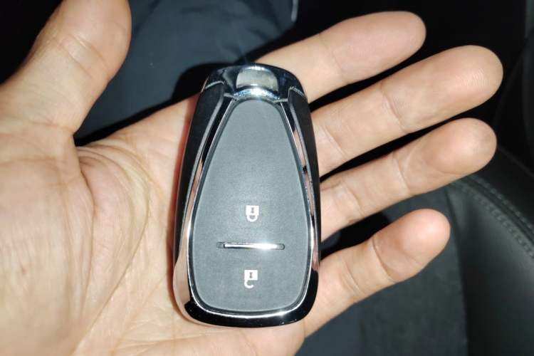 Used Chevrolet Trax 2019 325T Automatic Fun Edition China VI Standard Vehicle Key