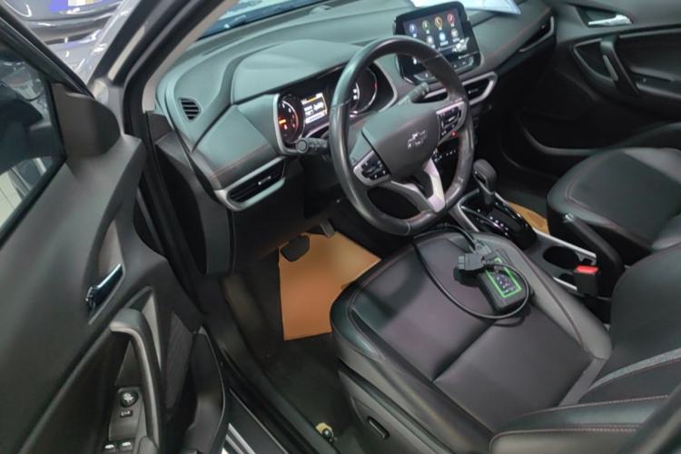 Used Chevrolet Trax 2021 Redline 335T CVT Top-Tier Model China VI Standard Driver Seat