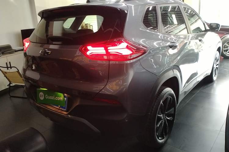 Used Chevrolet Trax 2021 Redline 335T CVT Luxury Edition China VI Standard Exterior 4