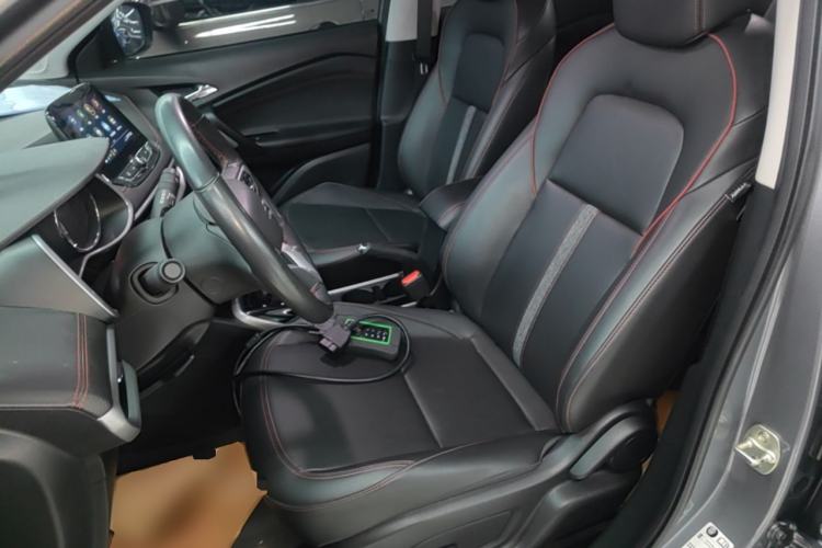 Used Chevrolet Trax 2021 Redline 335T CVT Top-Tier Model China VI Standard Left Front Seat