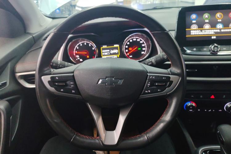 Used Chevrolet Trax 2021 Redline 335T CVT Top-Tier Model China VI Standard Steering Wheel
