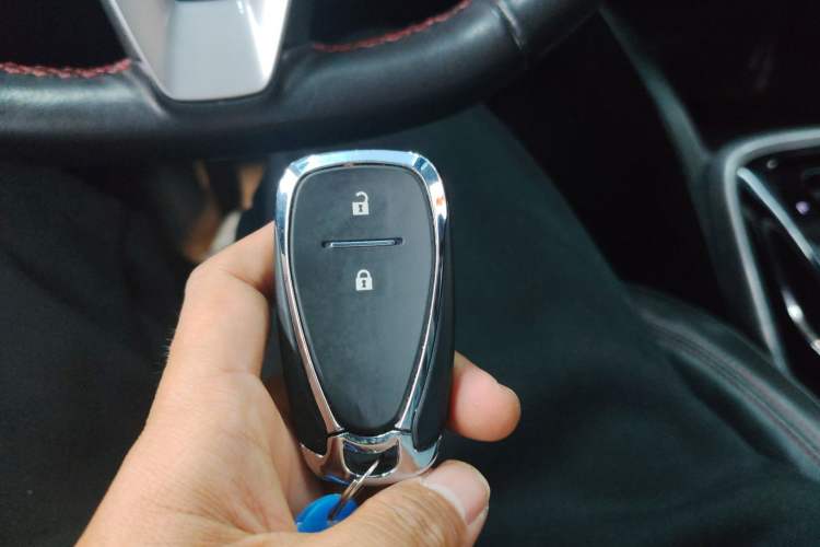 Used Chevrolet Trax 2021 Redline 335T CVT Top-Tier Model China VI Standard Vehicle Key