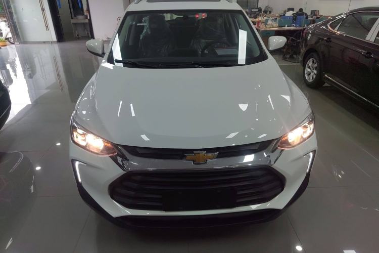 Used Chevrolet Trax 2021 325T Automatic Fun Edition China VI Standard Exterior 1