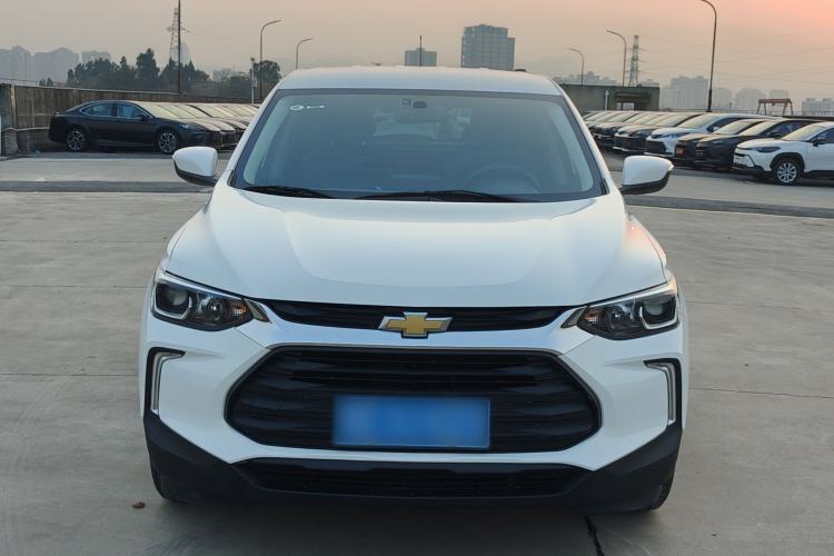 Used Chevrolet Trax 2021 325T Automatic Fun Edition China VI Standard Exterior 1