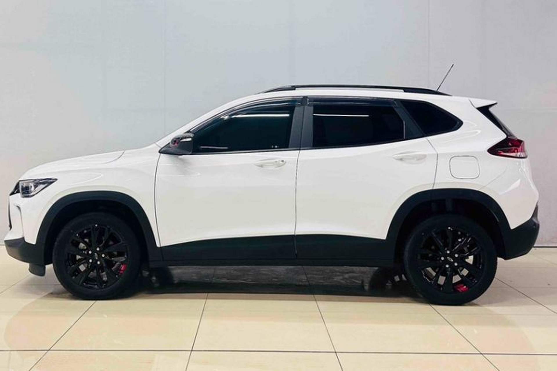Used Chevrolet Trax 2021 Redline 335T CVT Top-Tier Model China VI Standard Exterior 3