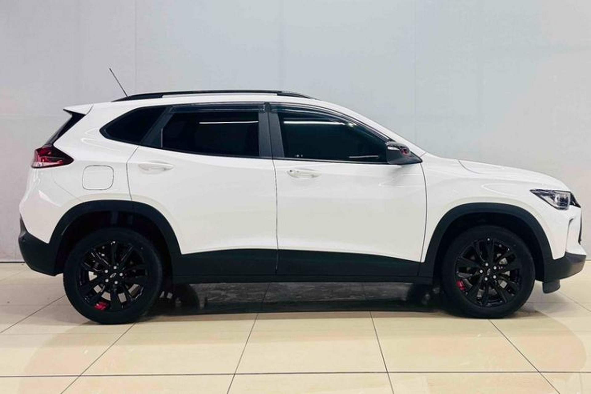 Used Chevrolet Trax 2021 Redline 335T CVT Top-Tier Model China VI Standard Exterior 4