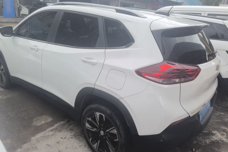 Used Chevrolet Trax 2021 325T Automatic Fun Edition China VI Standard Exterior 4