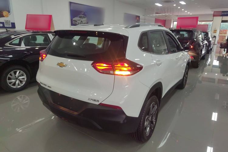 Used Chevrolet Trax 2021 325T Automatic Fun Edition China VI Standard Exterior 5