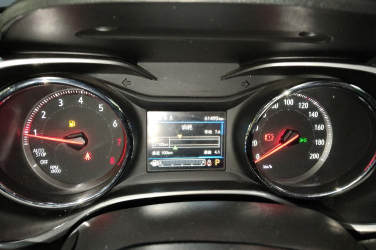 Used Chevrolet Trax 2021 325T Automatic Fun Edition China VI Standard Instrument Cluster