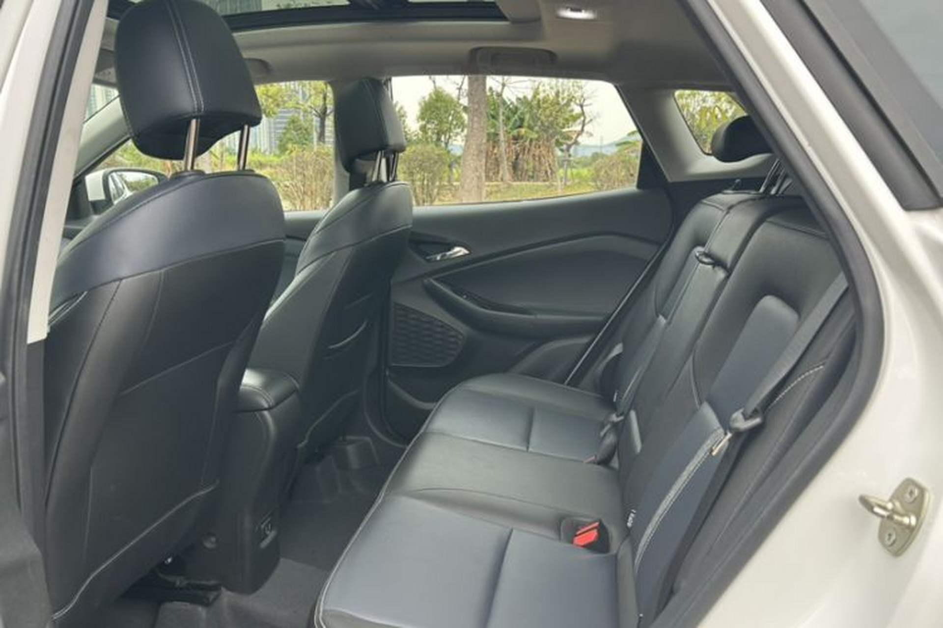 Used Chevrolet Trax 2021 325T Automatic Fun Edition China VI Standard Interior 2