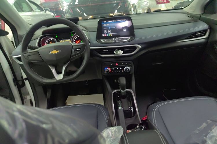 Used Chevrolet Trax 2021 325T Automatic Fun Edition China VI Standard Interior 2