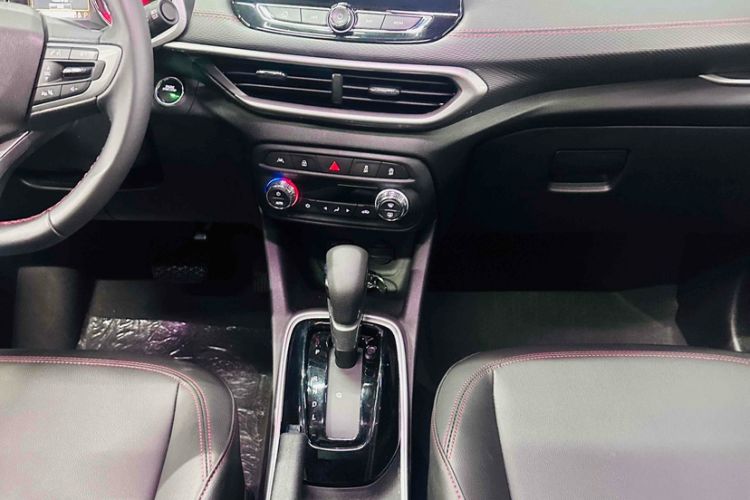 Used Chevrolet Trax 2021 Redline 335T CVT Top-Tier Model China VI Standard Interior 3