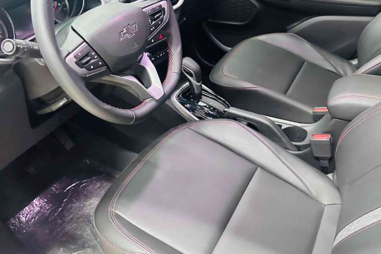 Used Chevrolet Trax 2021 Redline 335T CVT Top-Tier Model China VI Standard Interior 4