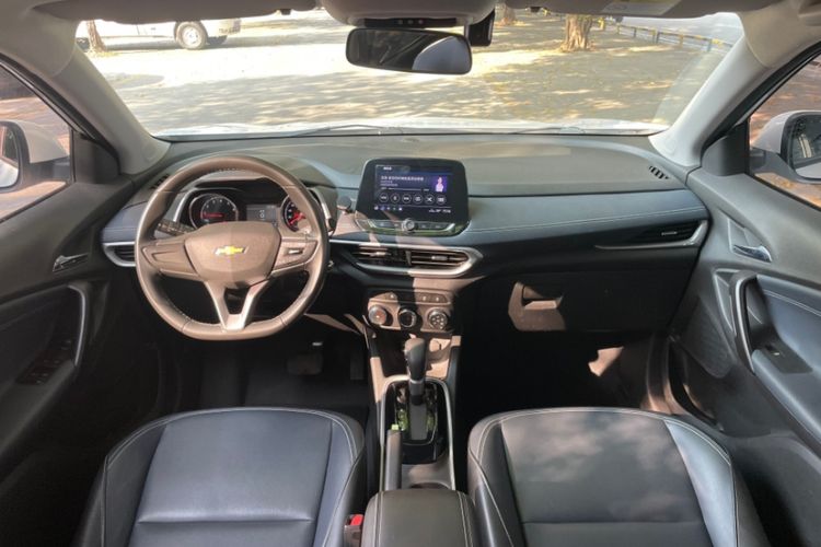 Used Chevrolet Trax 2021 325T Automatic Sport Edition China VI Standard Interior 7