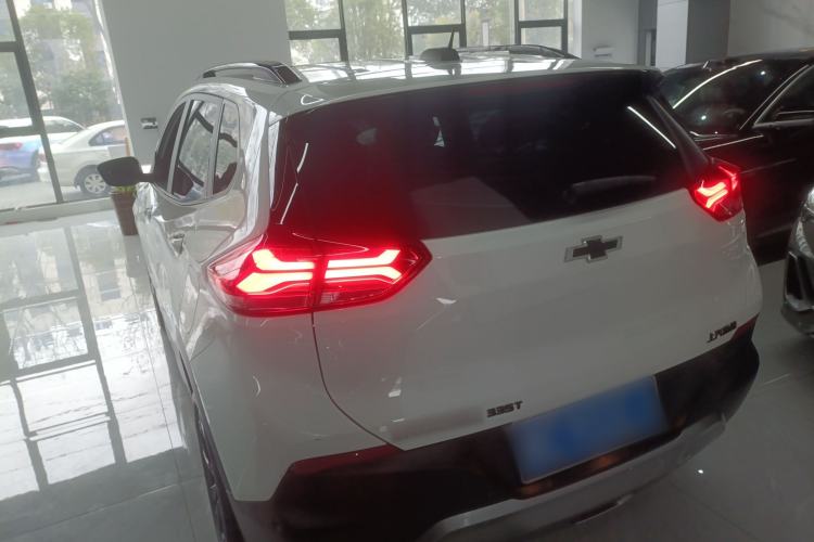 Used Chevrolet Trax 2021 Redline 335T CVT Top-Tier Model China VI Standard Left Side