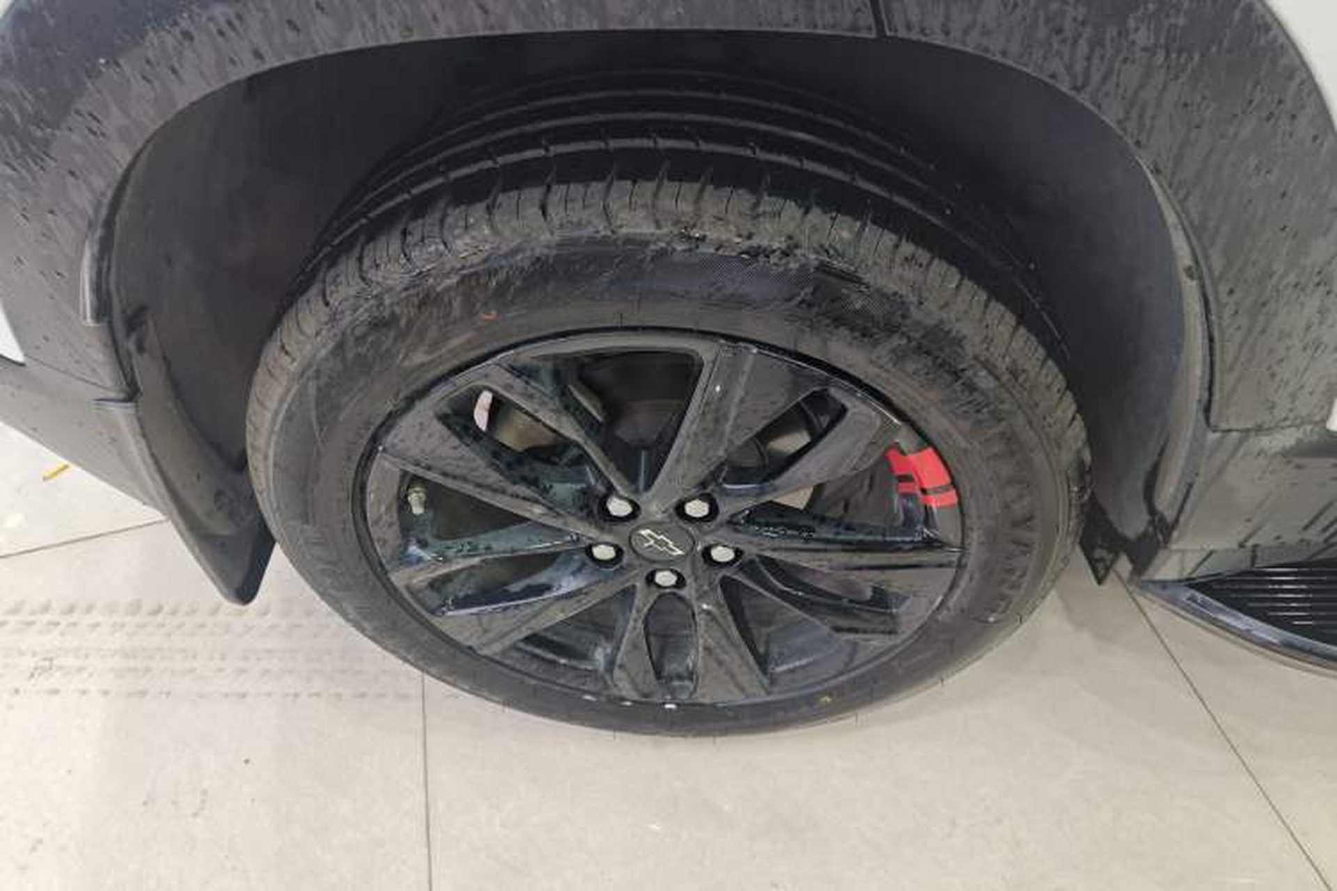 Used Chevrolet Trax 2021 Redline 335T CVT Luxury Edition China VI Standard Right Rear Wheel Hub
