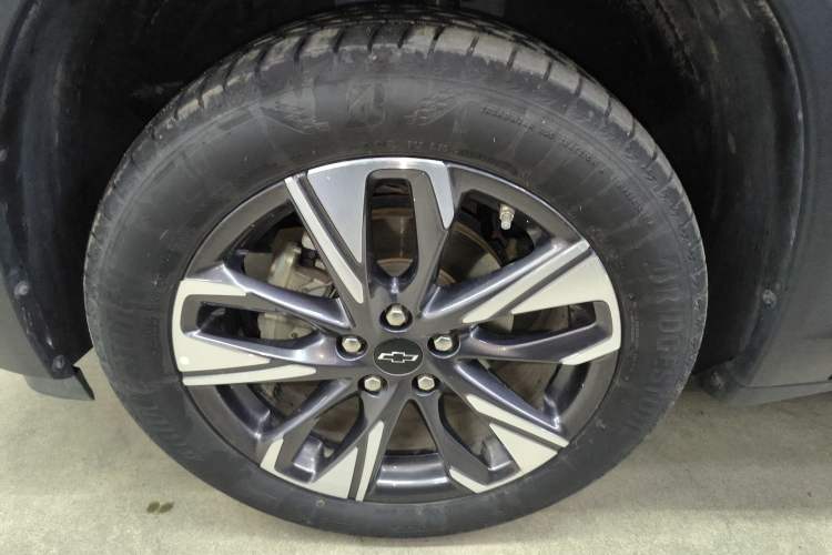 Used Chevrolet Trax 2022 Encore RS 1.5T CVT CoolMAX Exterior 3