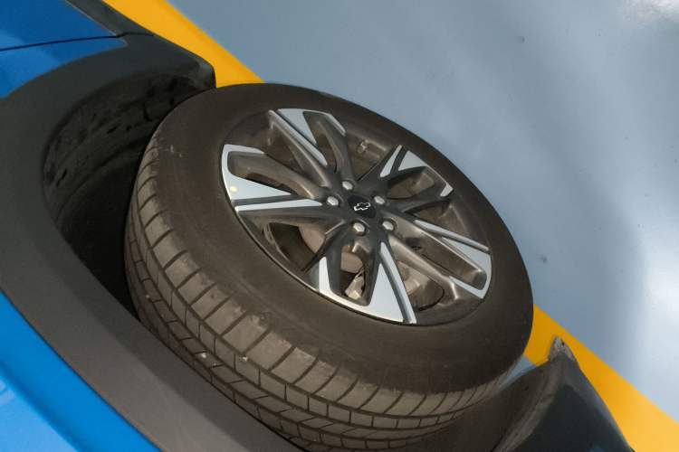 Used Chevrolet Trax 2022 Encore RS 1.5T CVT CoolMAX Exterior 7
