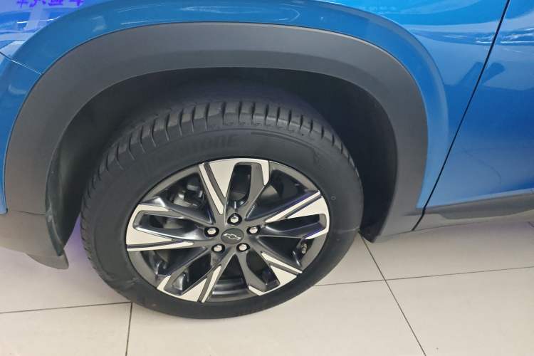 Used Chevrolet Trax 2022 Encore RS 1.5T CVT CoolMAX Exterior 7
