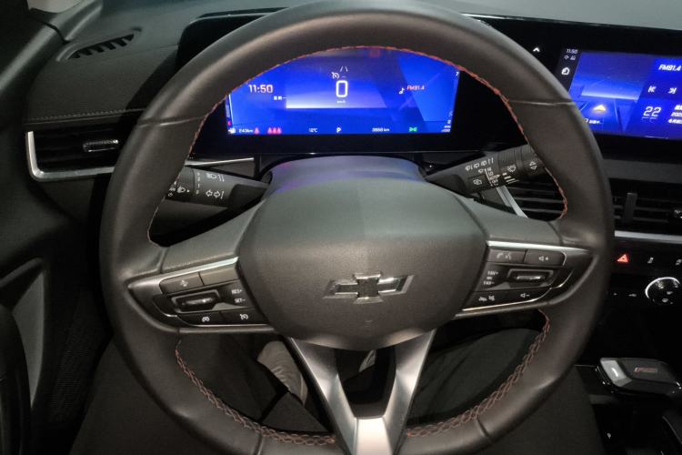 Used Chevrolet Trax 2022 Encore RS 1.5T CVT CoolMAX Steering Wheel