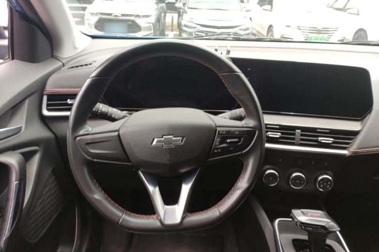 Used Chevrolet Trax 2022 Encore RS 1.5T CVT Cool Steering Wheel