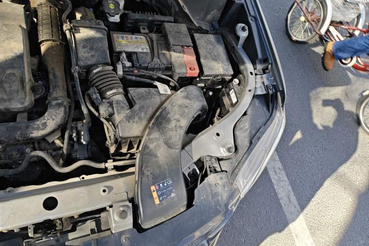 Used Chevrolet Trax 2022 Encore RS 1.5T CVT Cool Engine Bay Left