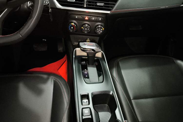 Used Chevrolet Trax 2022 Encore RS 1.5T CVT Cool Gear Lever