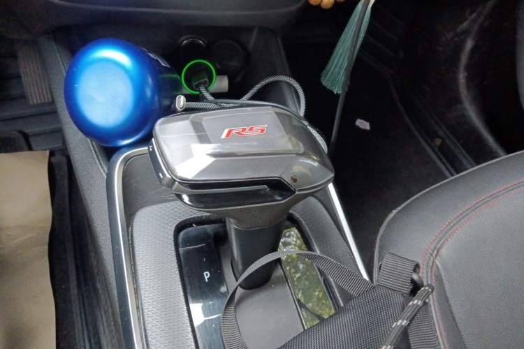 Used Chevrolet Trax 2022 Encore RS 1.5T CVT CoolPro Gear Lever
